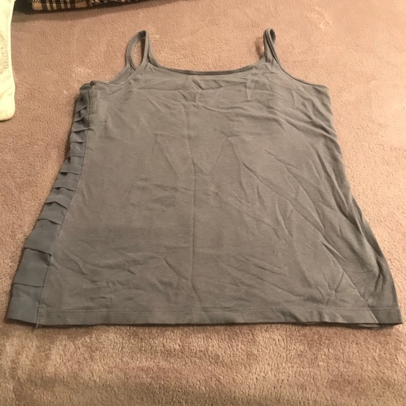 NY & Company Front Ruffle Tank - Picture 2 of 3